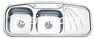 R15 Radios d'angle sous-monté évier de cuisine en acier inoxydable pour un design de cuisine élégant et intemporel