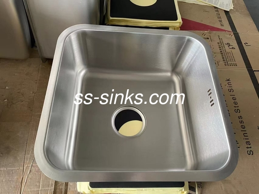 40*40cm Carré Single Bowl Undermount Eau de Javel facile à installer pour le cabinet