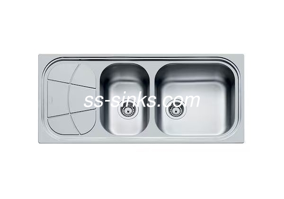 Evier de cuisine en acier inoxydable à drain arrière avec planche de drainage de 1200 x 500 mm
