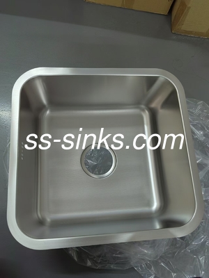 évier de cuisine poli par 0.7mm d'acier inoxydable d'Undermount 60*43cm