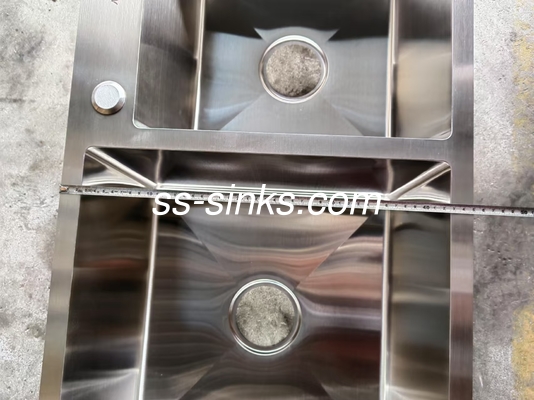 Design moderne double cuvette évier de cuisine sous-monté avec drainage en acier inoxydable et débordement inclus jusqu'à vous
