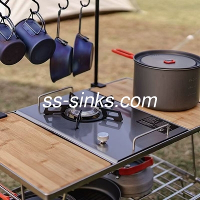 Grill à BBQ à charbon portable 2 étagères latérales et équipement de barbecue extérieur personnalisé OEM ODM