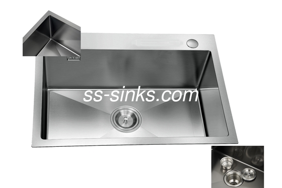 Évier de cuisine noir mat en acier inoxydable avec quincaillerie de montage incluse. Parfait pour les espaces compacts.